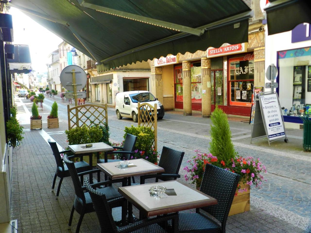 Hotel Restaurant Herard Bourbonne-les-Bains Exterior foto